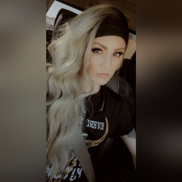 Meet your Posher - Kayla - Picture 9 of 16